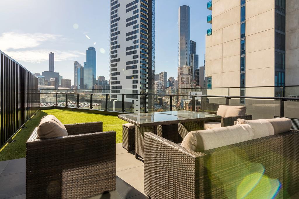 Mj Shortstay Apartments - Platinum Tower Мельбурн Экстерьер фото