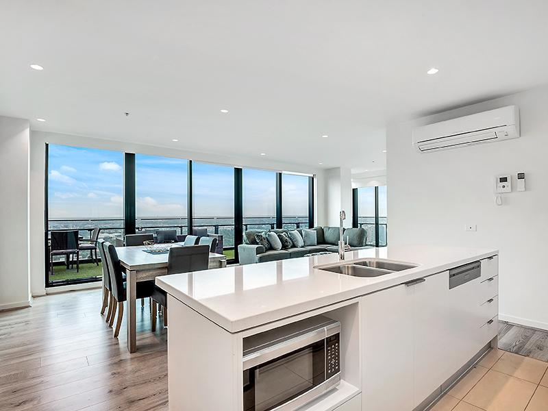 Mj Shortstay Apartments - Platinum Tower Мельбурн Экстерьер фото